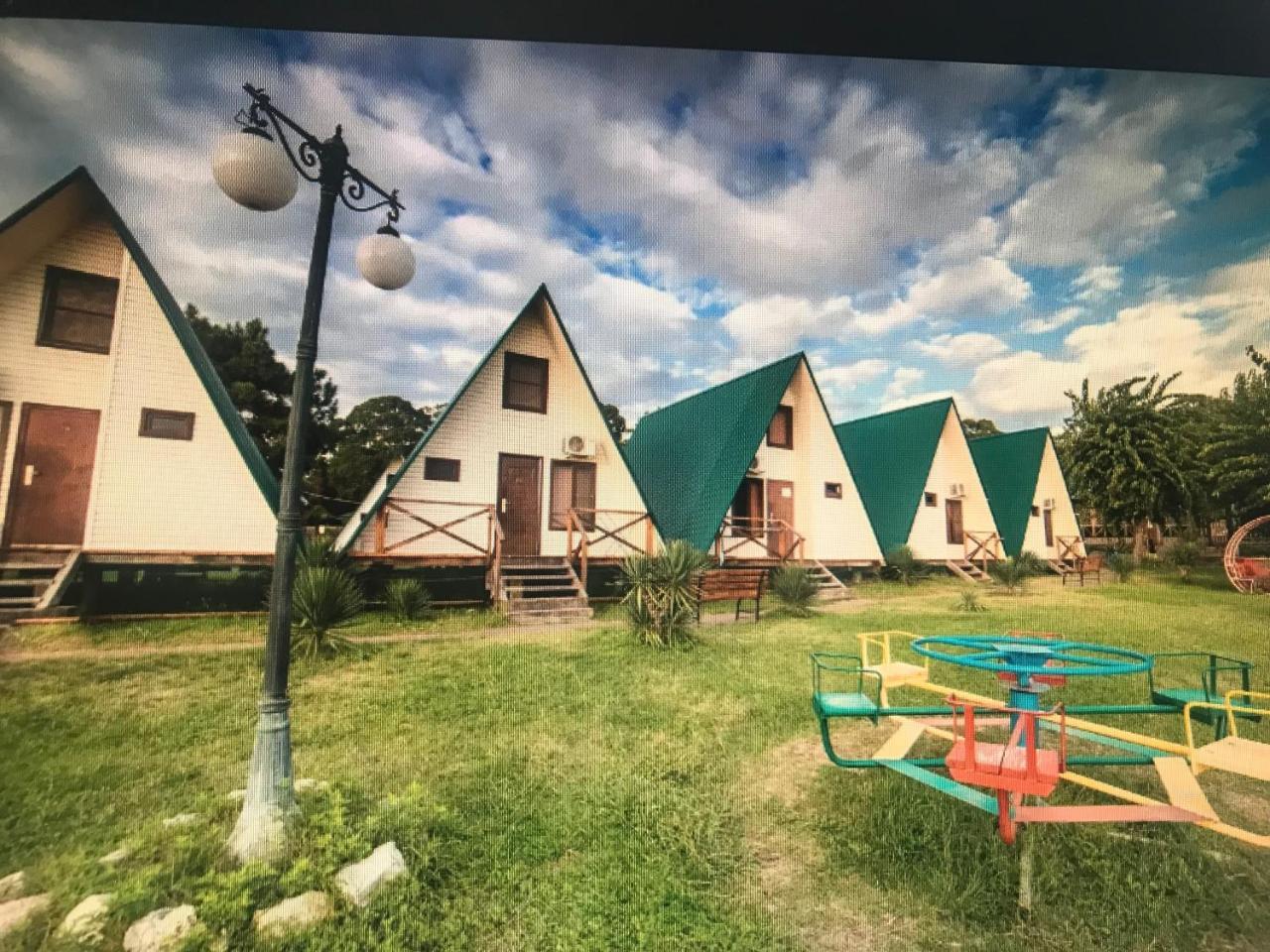 סוקהום Kyalasur Hotel מראה חיצוני תמונה